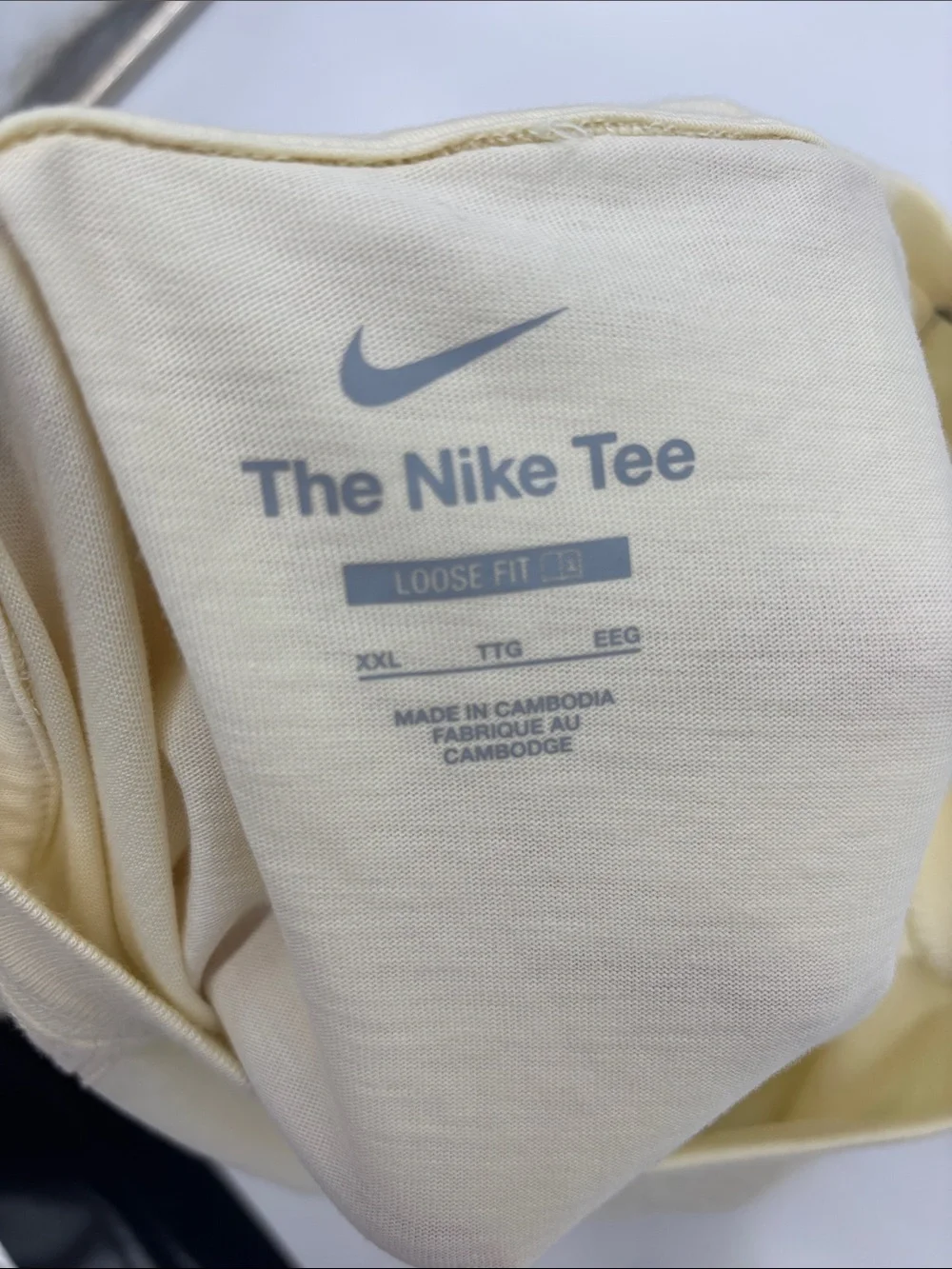 Nike Sleeveless Running Graphic T-Shirt in Coconut Milk